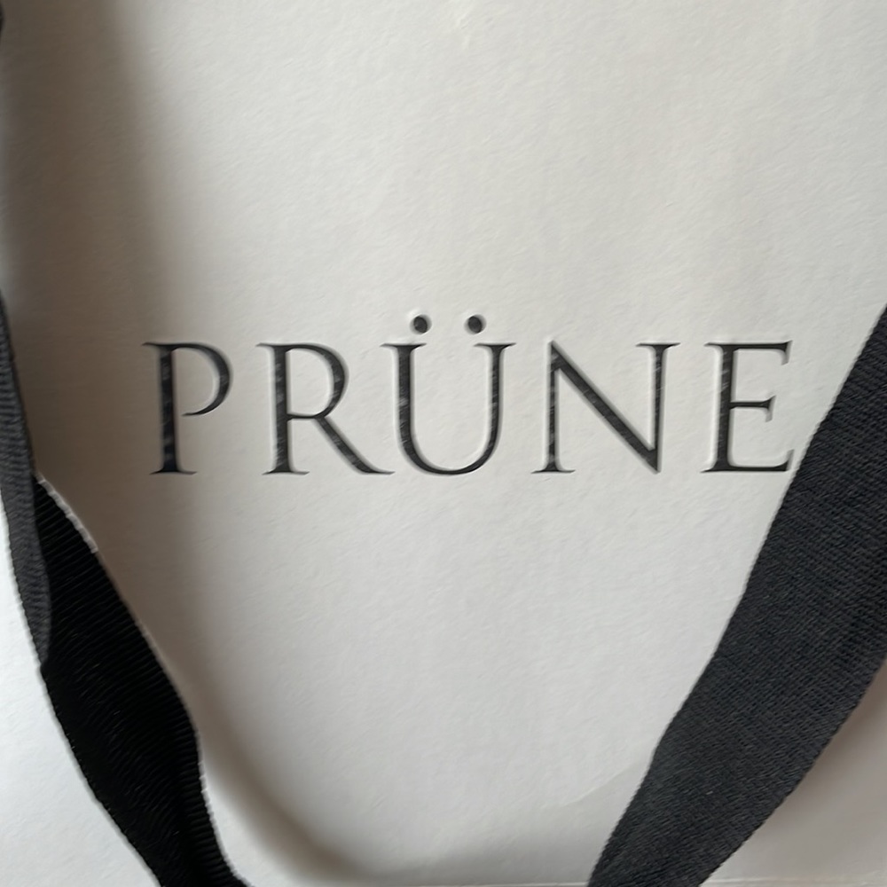 PRUNE EMPTY shopping bag - white with black handles & logo